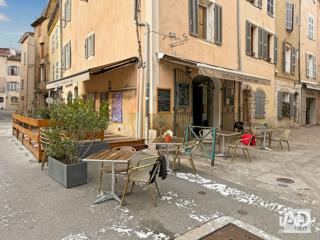 Vente  Local commercial de 50 m² à Saint Maximin la Sainte Baume 132 000 euros