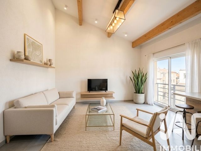 Vente  Appartement F2  de 47 m² à Toulon 145 000 euros Réf: SFN-1973047