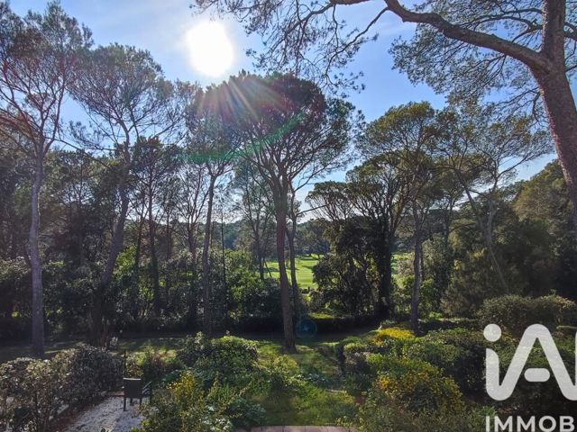 Vente  Appartement F2  de 28 m² à Saint Raphaël 150 000 euros Réf: SFN-1974005