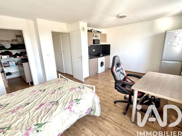 Vente  Studio de 33 m² à Fréjus 130 000 euros Réf: SFN-1973103