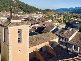 Vente  Appartement T2  de 32 m² à Tourves 66 000 euros