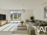 Vente  Appartement F3  de 69 m² à Cogolin 299 000 euros
