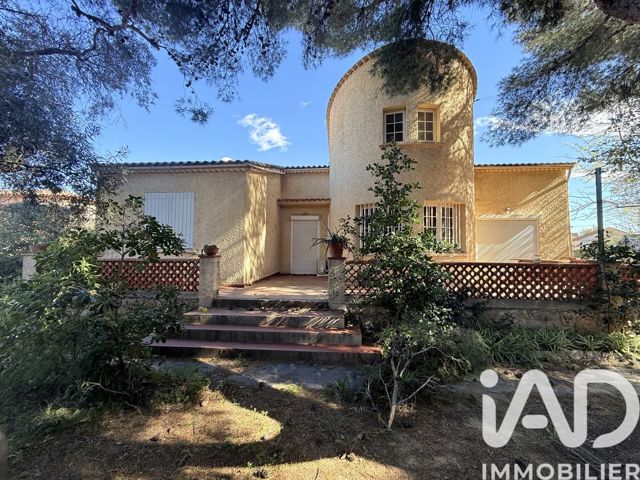 Vente  Maison de 195 m² à Six-Fours 649 000 euros Réf: SFN-1986500