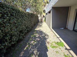 Vente  Appartement T2  de 49 m² à Fréjus 179 000 euros