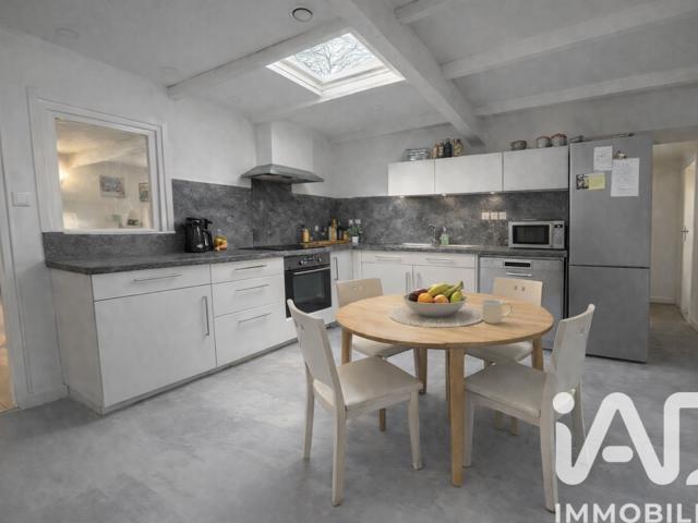 Vente  Maison de 90 m² à Sainte Anastasie sur Issole 235 000 euros Réf: SFN-1990901