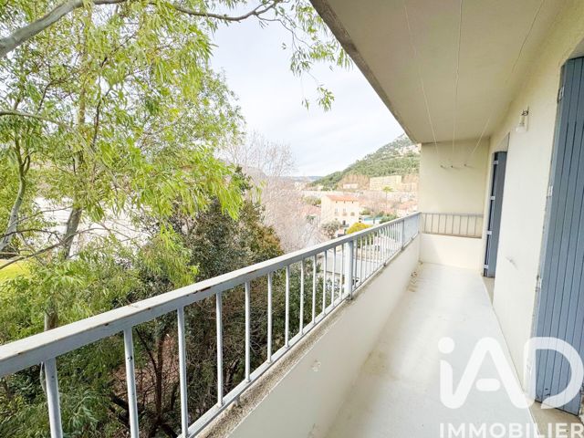 Vente  Appartement F4  de 70 m² à Toulon 183 000 euros Réf: SFN-1990919
