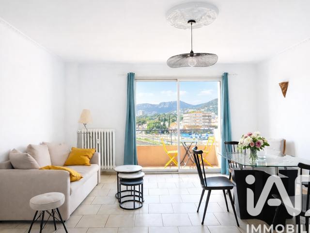 Vente  Appartement T3  de 69 m² à Toulon 190 000 euros Réf: SFN-1996308