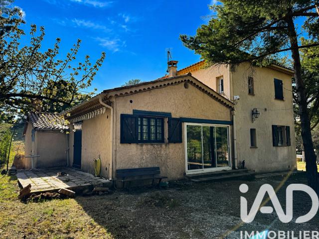 Vente  Maison de 120 m² à La Roque Esclapon 365 000 euros Réf: SFN-1996222