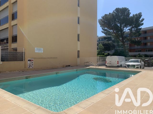 Vente  Appartement T2  de 32 m² à Cavalaire sur Mer 189 000 euros Réf: SFN-2003992