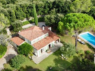 Vente  Maison de 270 m² à Montauroux 1 399 000 euros