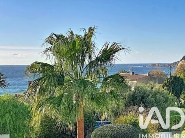 Vente  Appartement F5  de 118 m² à Sanary 945 000 euros Réf: SFN-1972605