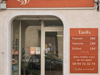 Vente  Local commercial de 53 m² à Flassans sur Issole 99 000 euros