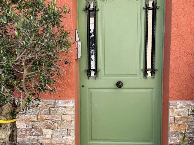 Vente  Maison de 120 m² à Roquebrune sur Argens 419 000 euros Réf: SFN-2020604