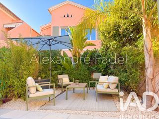 Vente  Maison de 85 m² à Sanary 890 000 euros Réf: SFN-2021909