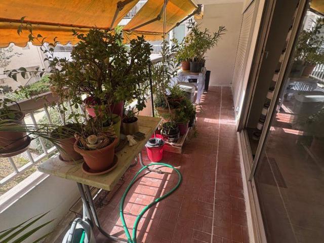 Vente  Appartement T5  de 90 m² à Toulon 315 000 euros Réf: SFN-1977414