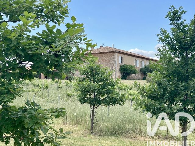 Vente  Maison de 400 m² à Saint Julien 2 250 000 euros Réf: SFN-2021412