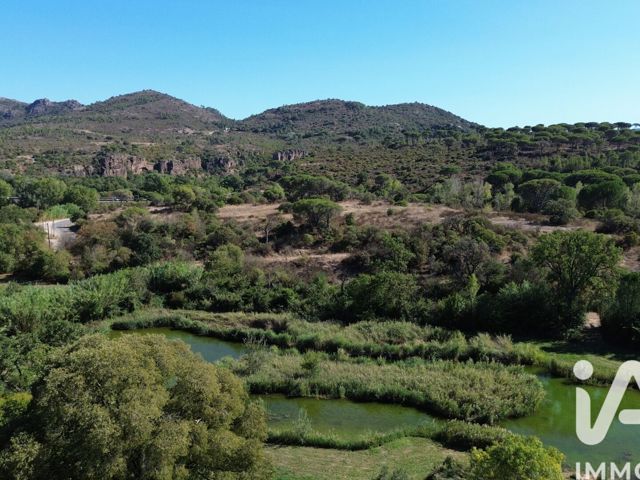 Vente  Maison de 736 m² au Muy 2 190 000 euros Réf: SFN-2021556