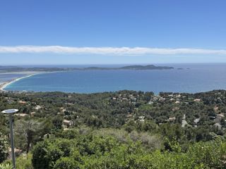 Vente  Studio de 26 m² à Hyères 201 000 euros