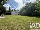 Vente  Maison de 325 m² à Rians 830 000 euros