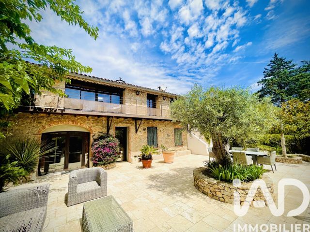Vente  Maison de 546 m² à Grimaud 3 790 000 euros Réf: SFN-2025575
