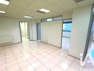 Vente  Local commercial de 103 m² à Toulon 315 000 euros Réf: SFN-2029987
