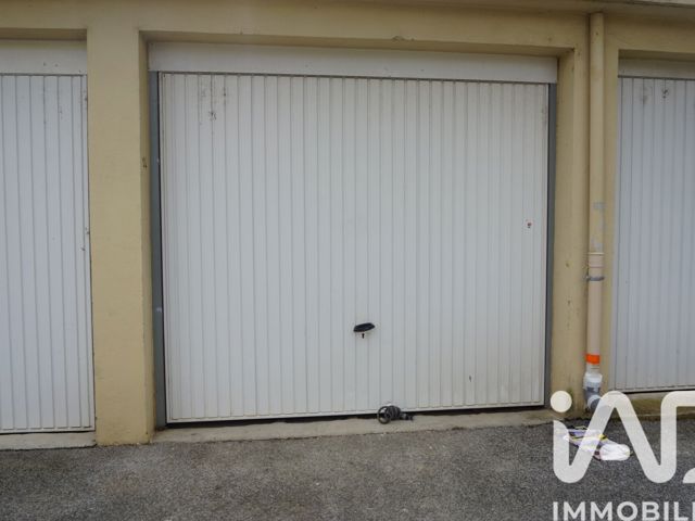 Vente  Garage de 16 m² à Draguignan 27 000 euros Réf: SFN-1960477