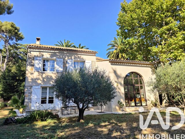 Vente  Maison de 152 m² à Toulon 1 020 000 euros Réf: SFN-1942656