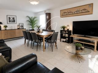 Vente  Appartement F4  de 82 m² à Hyères 460 000 euros