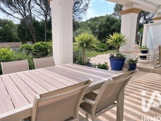 Vente  Appartement T2  de 38 m² à Saint Raphaël 285 500 euros