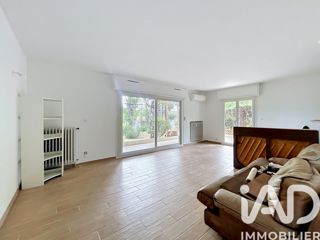 Vente  Appartement F5  de 122 m² à Toulon 460 000 euros Réf: SFN-2037666