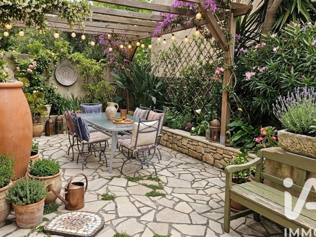 Vente  Maison de 80 m² à Hyères 339 000 euros Réf: SFN-1995455