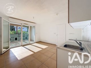 Vente  Appartement T2  de 40 m² à Toulon 150 000 euros