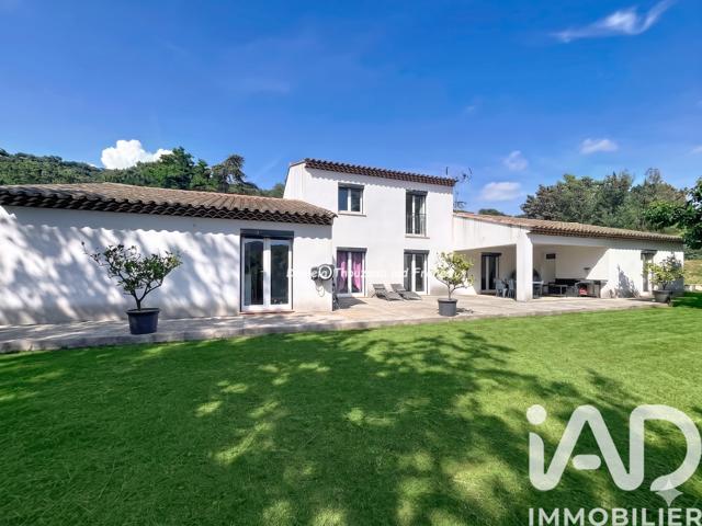Vente  Maison de 168 m² à Collobrières 539 000 euros Réf: SFN-2041200