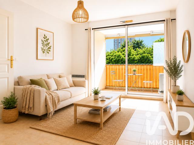 Vente  Appartement F2  de 46 m² à Toulon 154 900 euros Réf: SFN-2022987