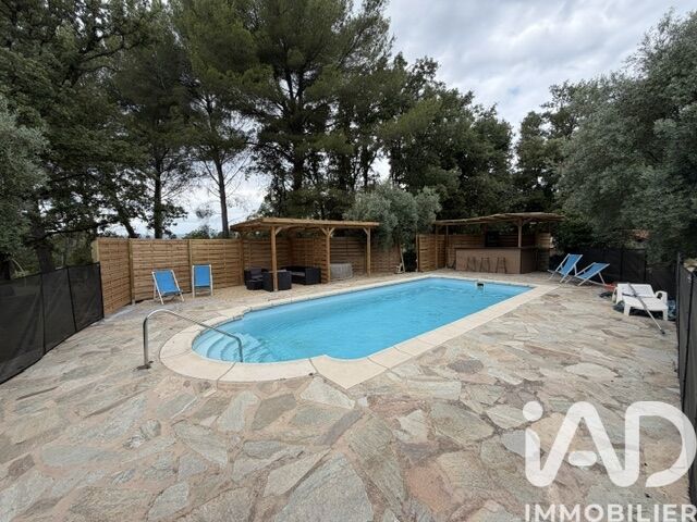 Vente  Maison de 187 m² au Beausset 750 000 euros Réf: SFN-1968713