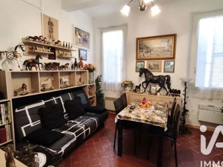 Vente  Appartement F2  de 50 m² à Ollioules 110 000 euros Réf: SFN-1974951
