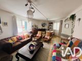 Vente  Appartement T6  de 177 m² à Solliès Pont 180 000 euros
