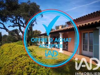 Vente  Maison de 153 m² à Pierrefeu du Var 739 000 euros