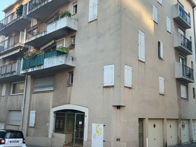 Vente  Appartement F3  de 56 m² à Toulon 277 500 euros Réf: SFN-2038449