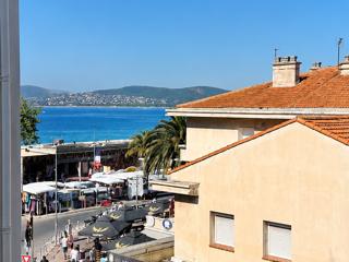 Vente  Appartement T2  de 32 m² à Fréjus 165 000 euros Réf: SFN-2044973