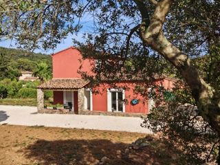 Vente  Maison de 150 m² à Cuers 595 000 euros Réf: SFN-2045260