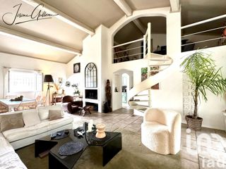 Vente  Maison de 157 m² à La Môle 588 000 euros Réf: SFN-1856296