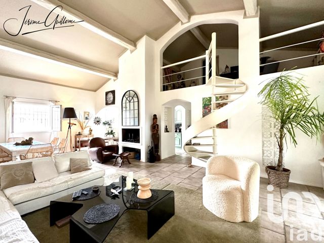 Vente  Maison de 157 m² à La Môle 588 000 euros Réf: SFN-1856296