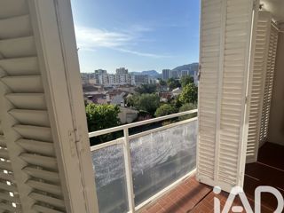 Vente  Appartement T4  de 90 m² à Toulon 299 000 euros