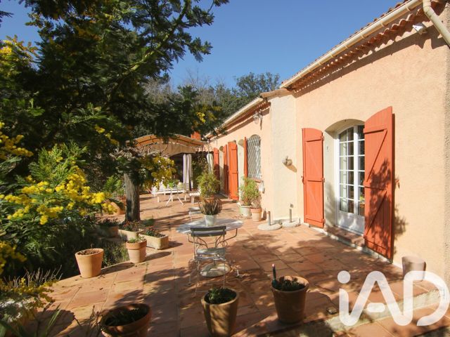 Vente  Maison de 164 m² à Méounes lès Montrieux 449 000 euros Réf: SFN-2045686