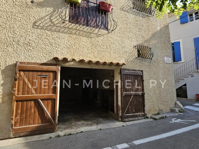 Vente  Maison de 150 m² à La Cadière d'Azur 290 000 euros Réf: SFN-1824364