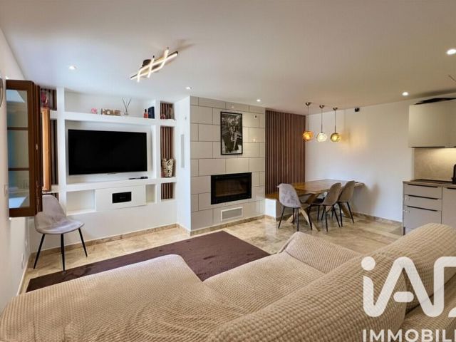 Vente  Maison de 97 m² à La Garde Freinet 410 000 euros Réf: SFN-2024711