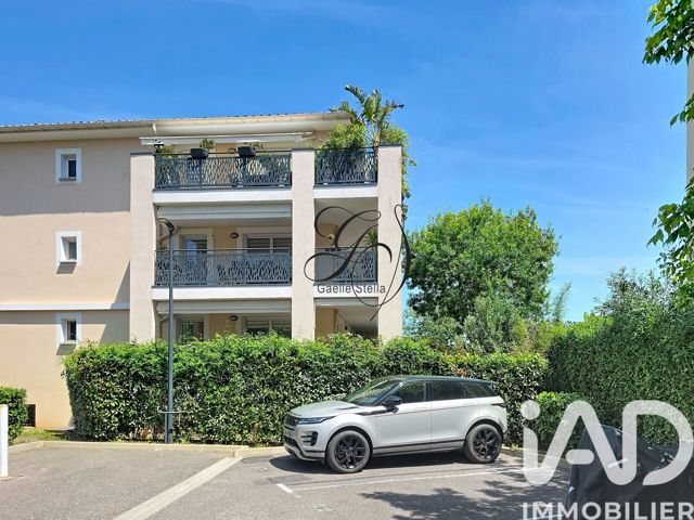 Vente  Appartement F3  de 59 m² au Pradet 359 500 euros Réf: SFN-2033990