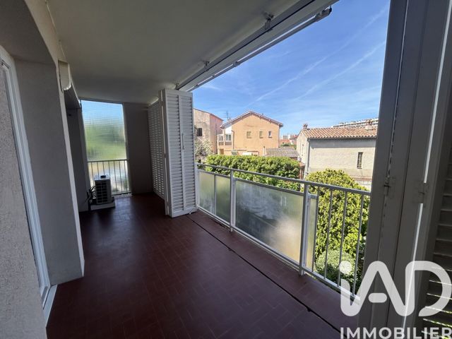 Vente  Appartement T4  de 90 m² à Toulon 299 000 euros Réf: SFN-2043823