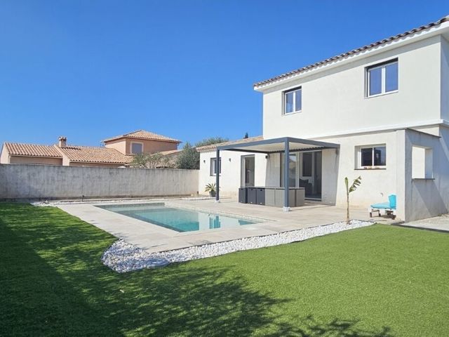 Vente  Maison de 153 m² à Puget sur Argens 660 000 euros Réf: SFN-2043912